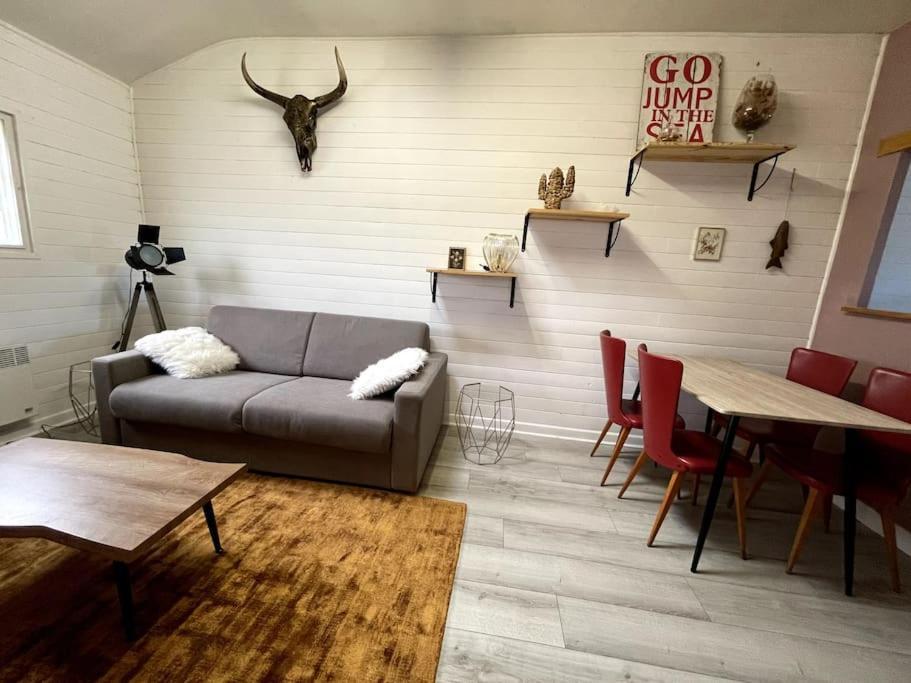 Appartement Au Coeur De Dinard - T2 Luaran gambar